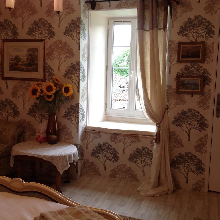 Bed and Breakfast Wisteria House Chanteloup  Exterior foto
